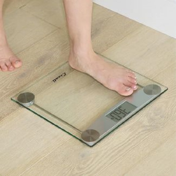 Digital bathroom scales